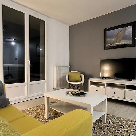 Joli T2 Lumineux Avec Balcon Et Wifi - Proche Cv Apartment Aix-en-Provence Bagian luar foto