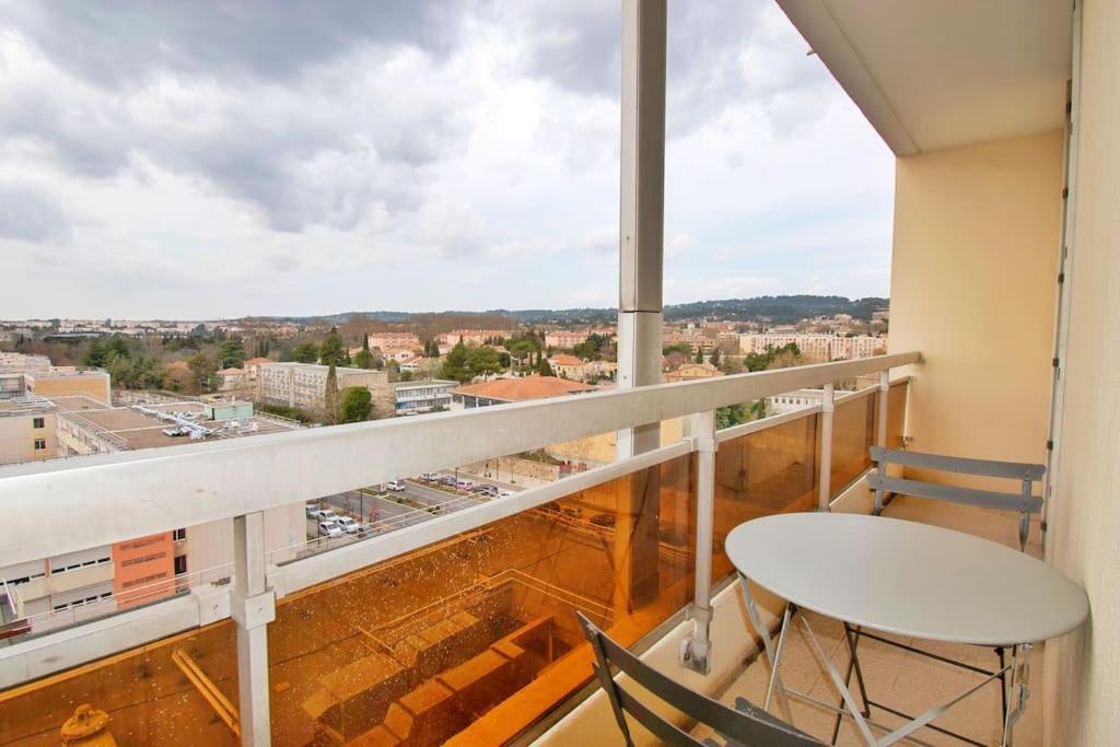 Joli T2 Lumineux Avec Balcon Et Wifi - Proche Cv Apartment Aix-en-Provence Bagian luar foto