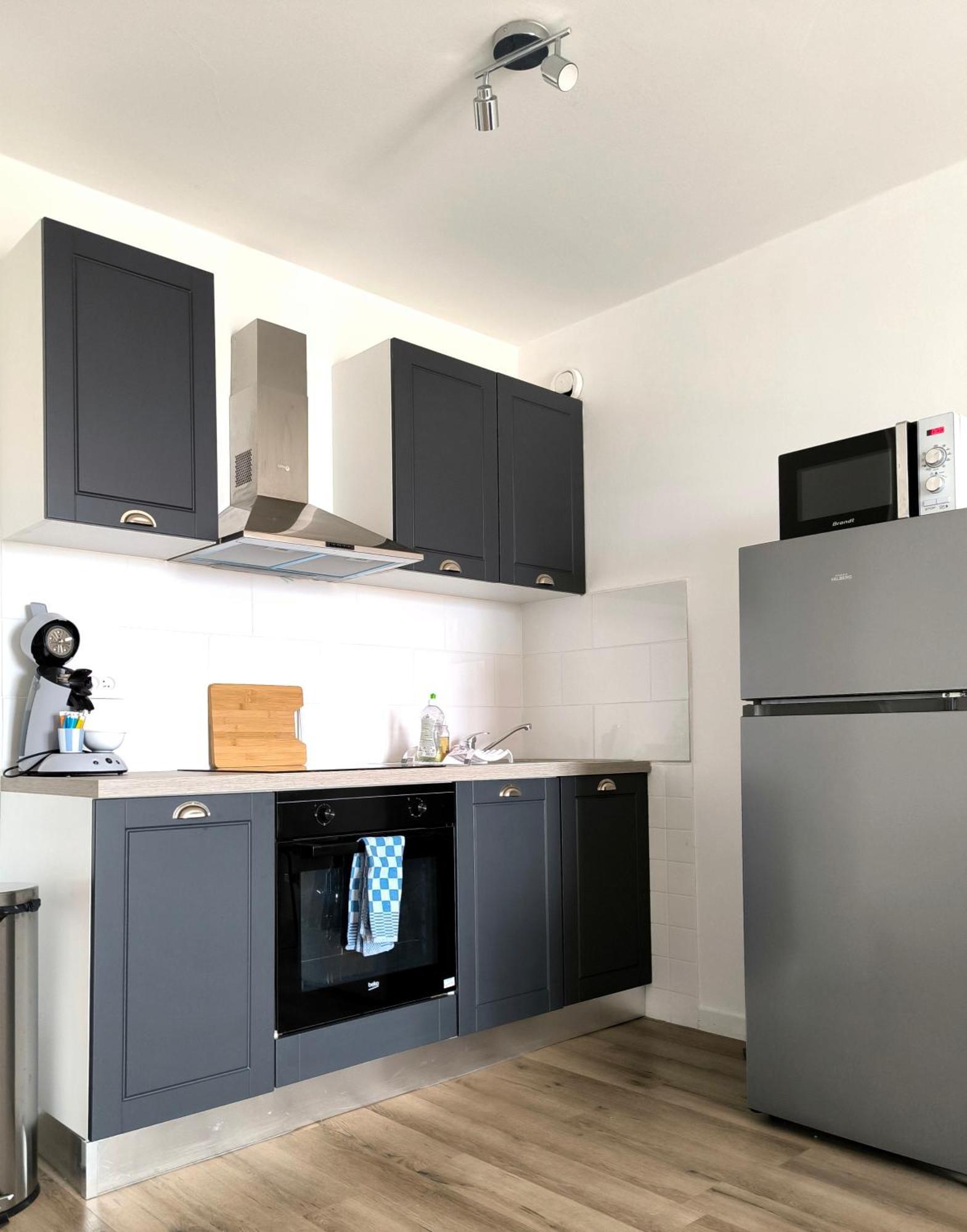 Joli T2 Lumineux Avec Balcon Et Wifi - Proche Cv Apartment Aix-en-Provence Bagian luar foto